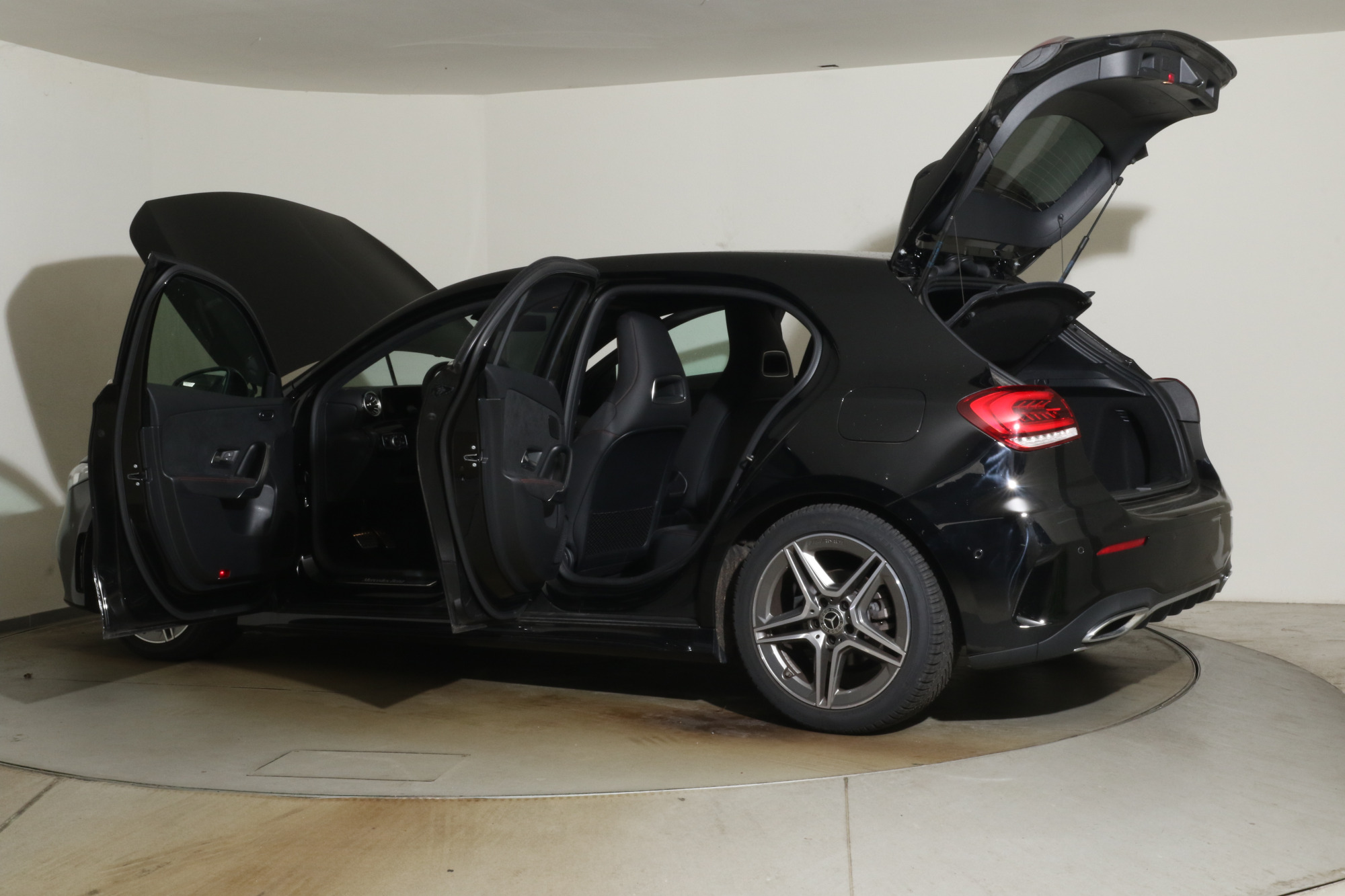 Mercedes-Benz A 200 - Bild 9