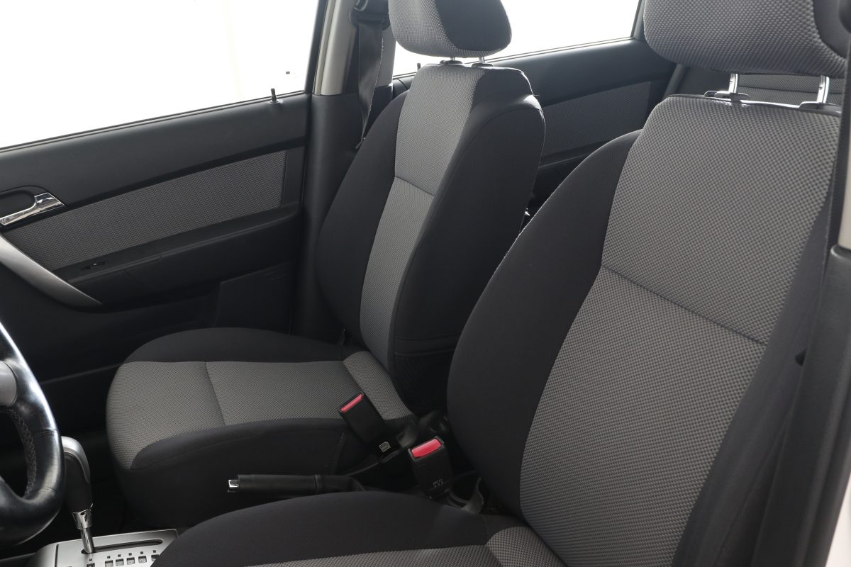 Chevrolet Aveo - Bild 13