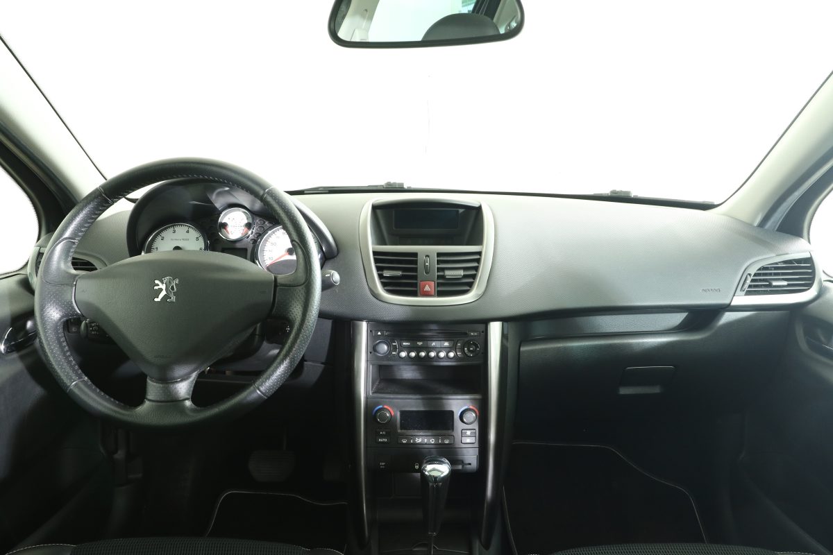 Peugeot 207 - Bild 12