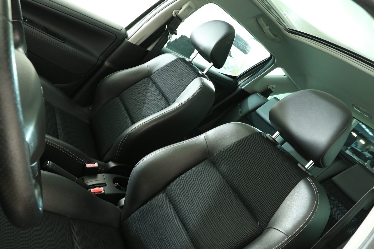 Peugeot 207 - Bild 14