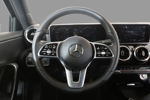 Mercedes-Benz A 180 - Bild 8