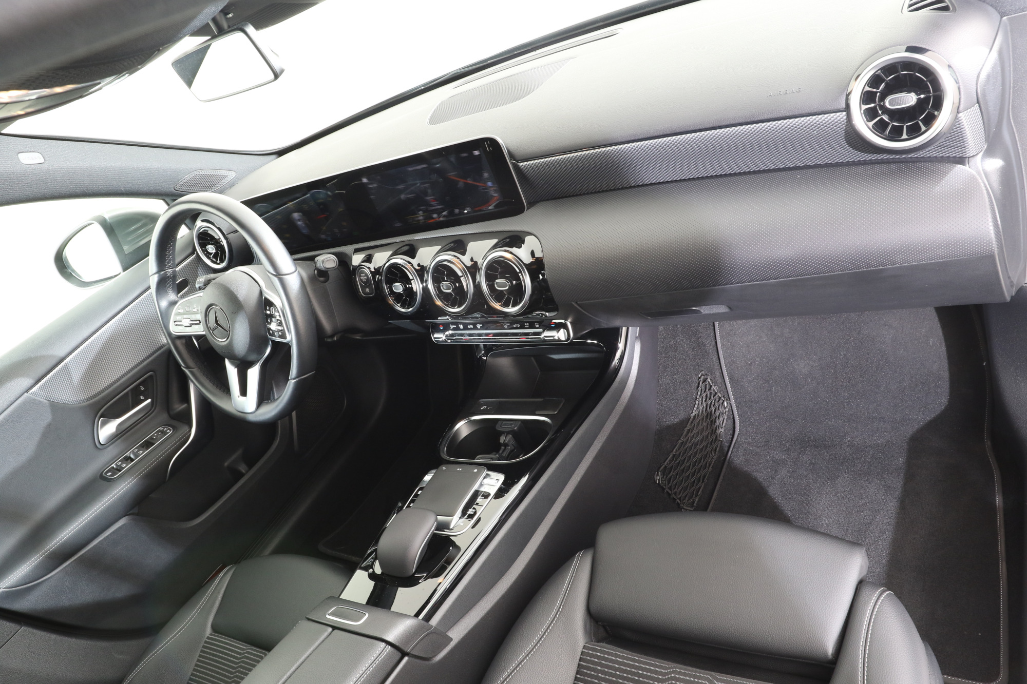 Mercedes-Benz A 200 - Bild 10