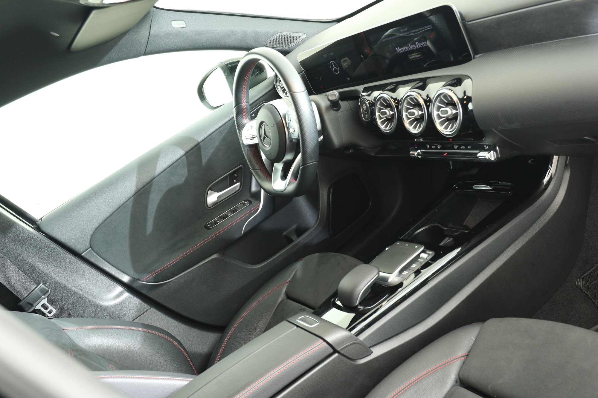 Mercedes-Benz A 200 - Bild 15