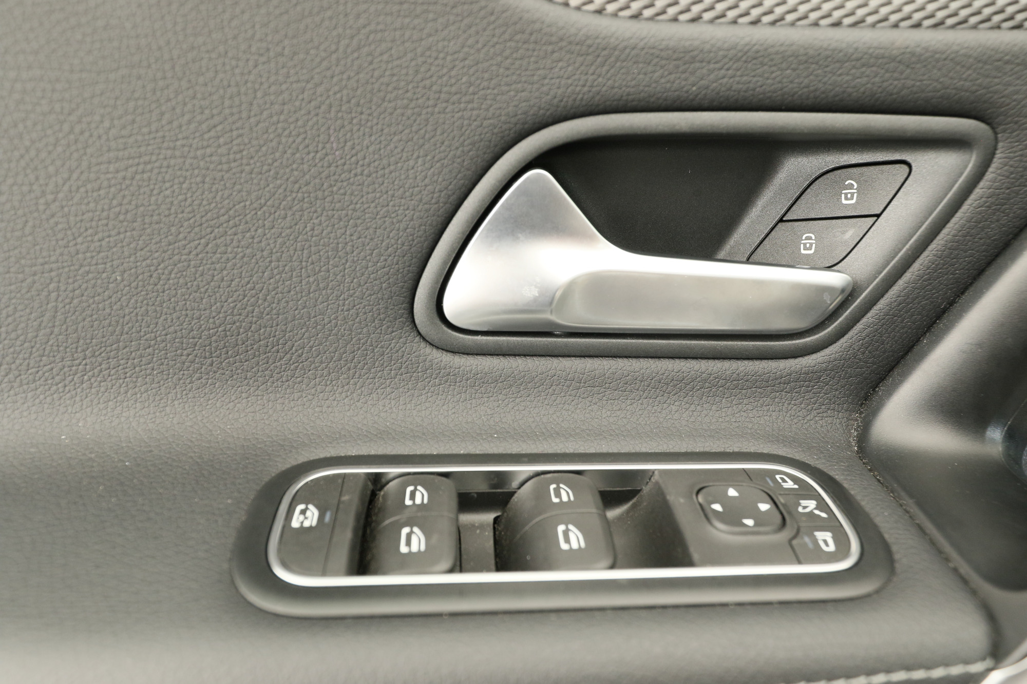 Mercedes-Benz CLA 180 Shooting Brake - Bild 11