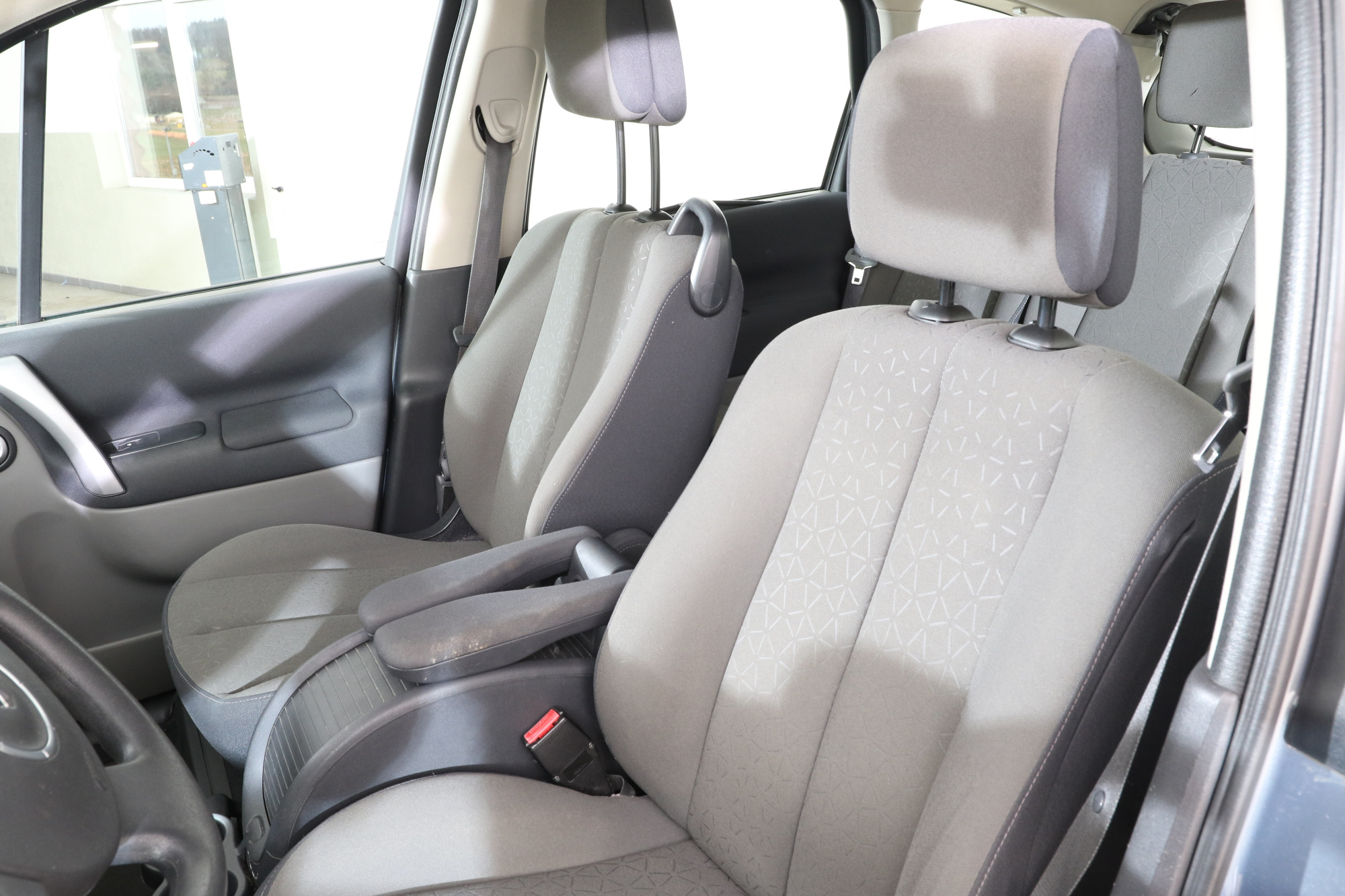 Renault Grand Scenic - Bild 12